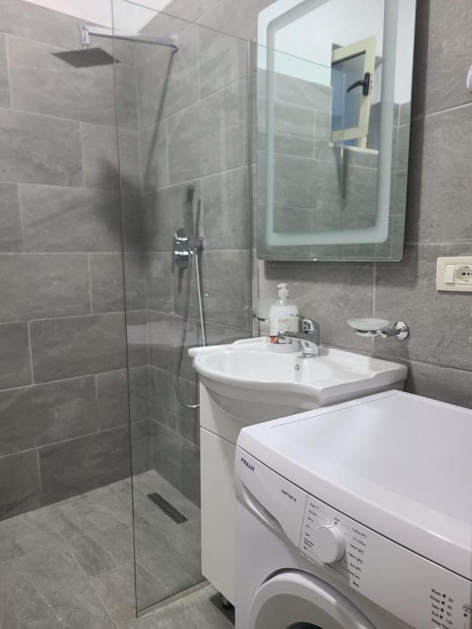 Home Inn Apartaments Tirana Eksteriør billede