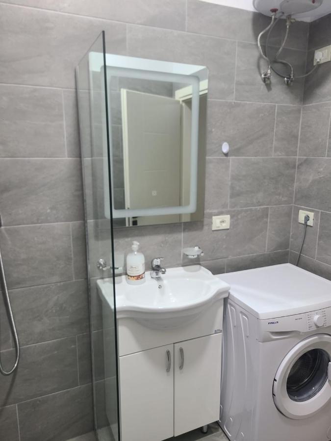 Home Inn Apartaments Tirana Eksteriør billede