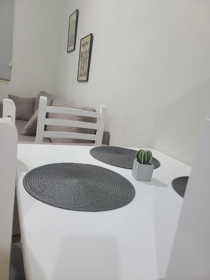 Home Inn Apartaments Tirana Eksteriør billede